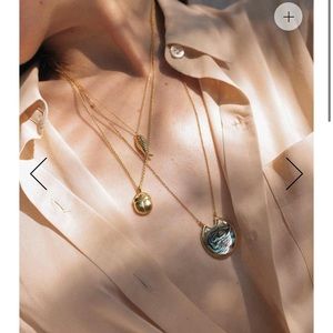 Large scarab pendant Pamela Love ✨